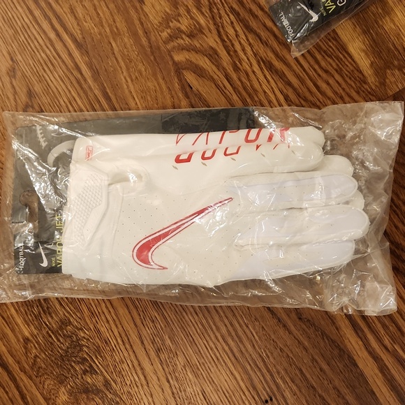 NWT Nike Vapor Jet football gloves men's size XL red and white set of two